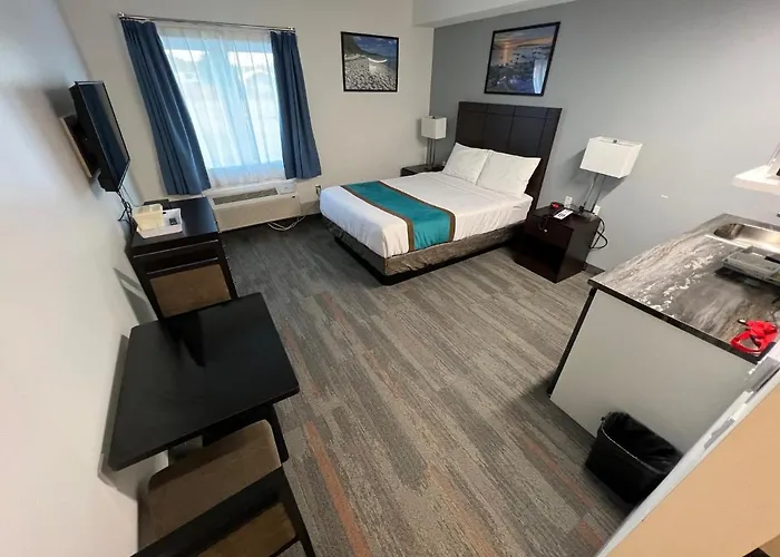 Travelodge By Wyndham Marathon