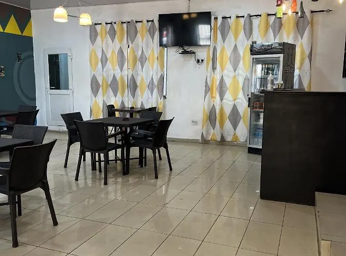 Sky Inn Hotel