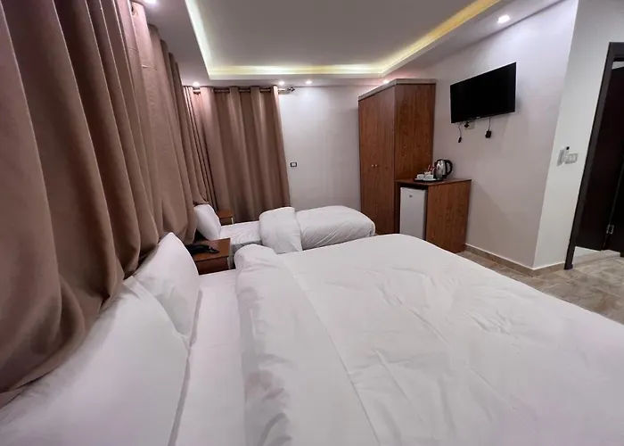 Petra Family Hotel