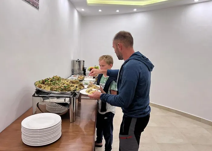 Petra Family Hotel
