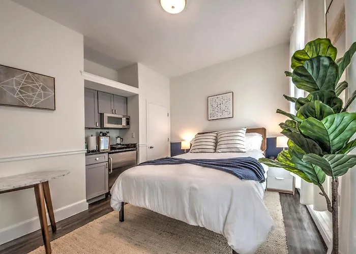 Good Hotels Boston