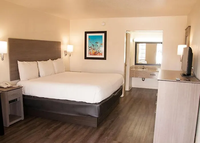 Exacta Inn
