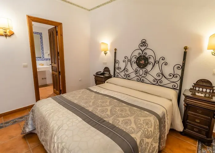 Hotel Santo Domingo De Silos