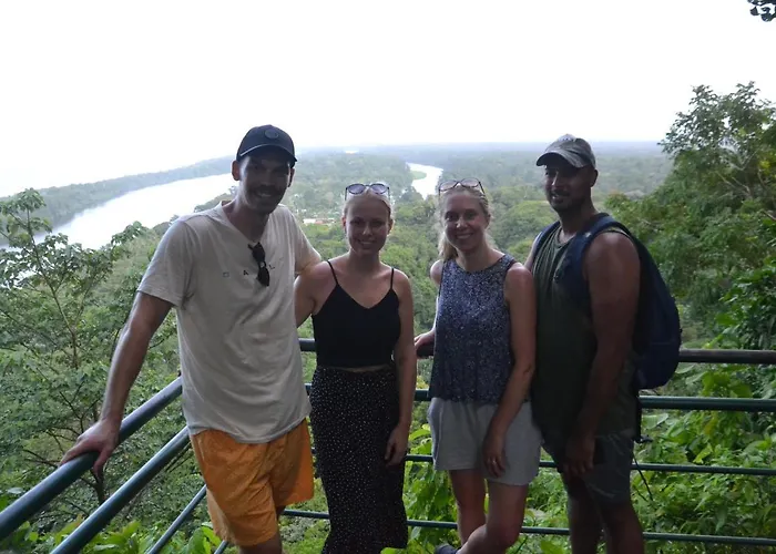 Green Macaw Hostel