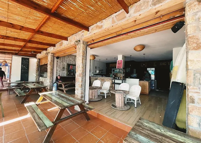 La Paix Hotel , Restaurant