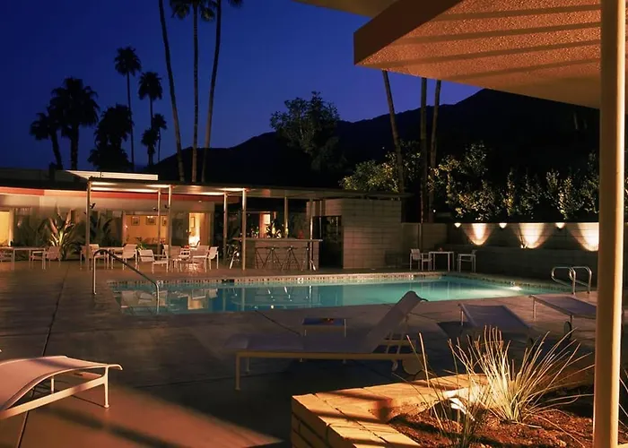 Orbit In - 21 And Over - A Town & Desert Boutique Hotel (Adults Only)
