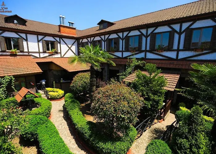 Khan Lankaran Hotel