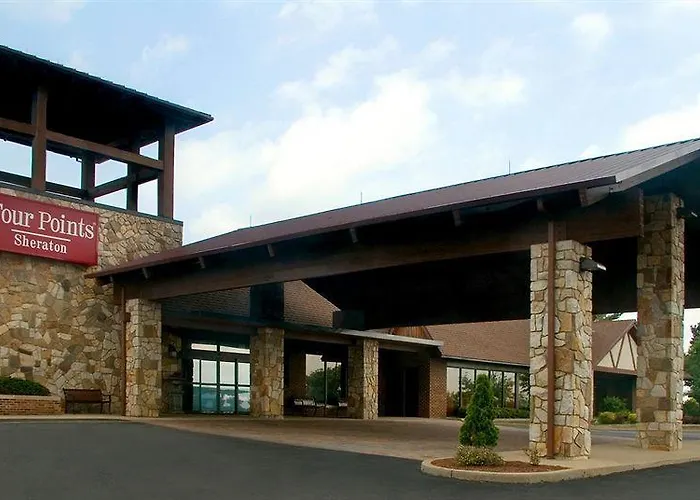 Ramada By Wyndham Greensburg Hotel & Conference Center