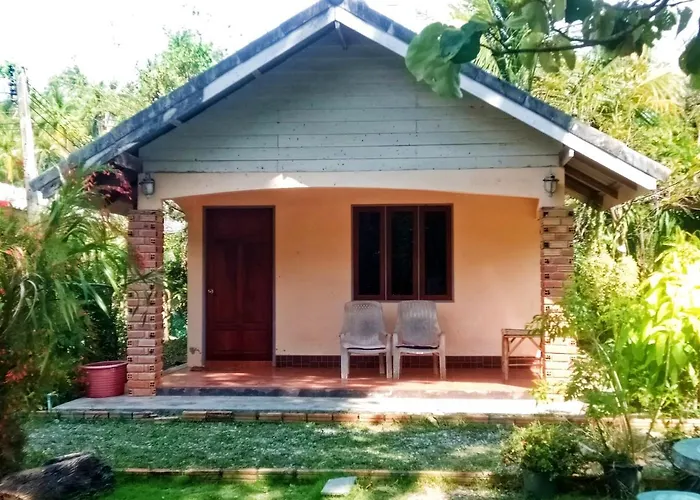 Suwantana Lanta Houses