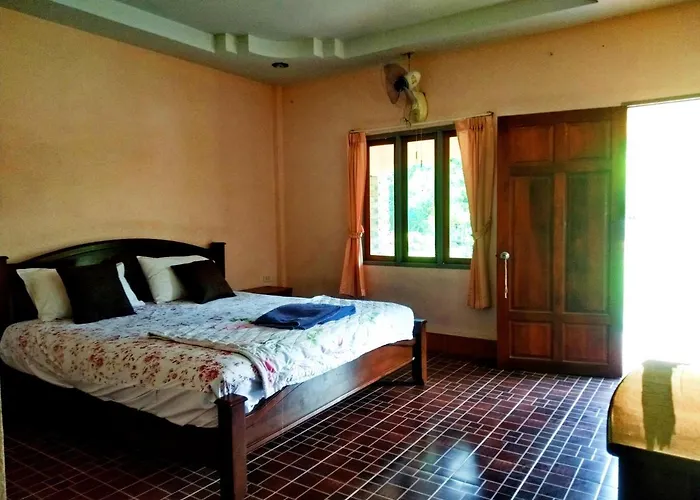 Suwantana Lanta Houses