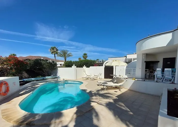 Sol Y Luna Room & Suite Lanzarote Holidays - Heated Pool!