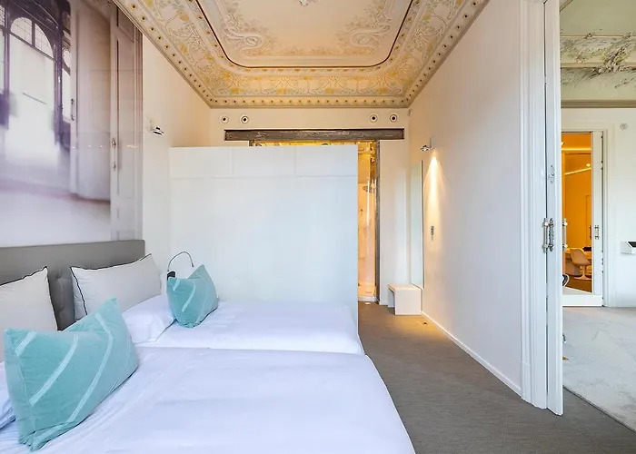 El Palauet Modernist Suites Barcelona