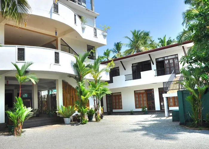 Green Shadows Beach Hotel