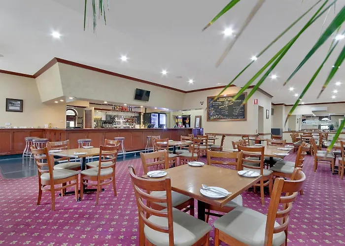 Lyndoch Hotel