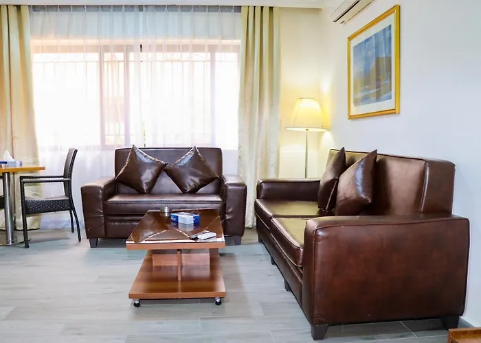 Al Jamal Suites