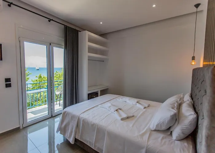 Zografos Rental Rooms