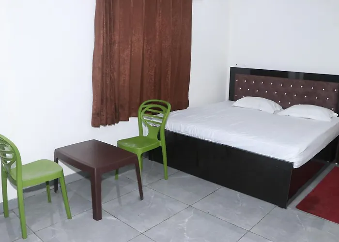 Hotel Crown Residency