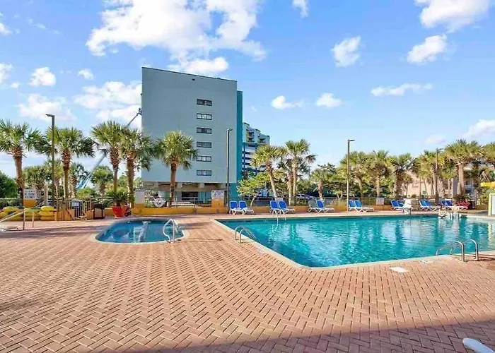 Beautiful Ocean Views, On 15Th Floor!