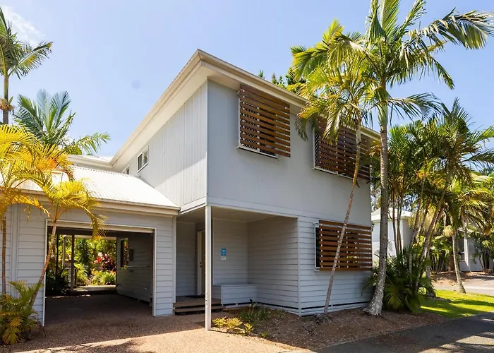 Nrma Treasure Island Holiday Resort