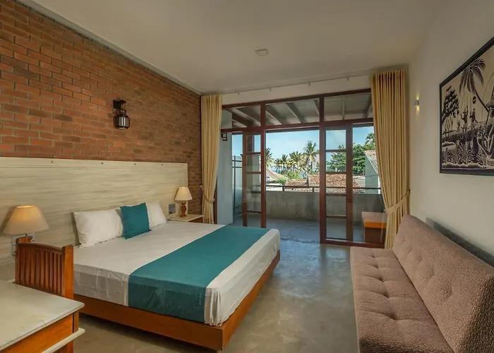 Beverly Suites Mount Lavinia