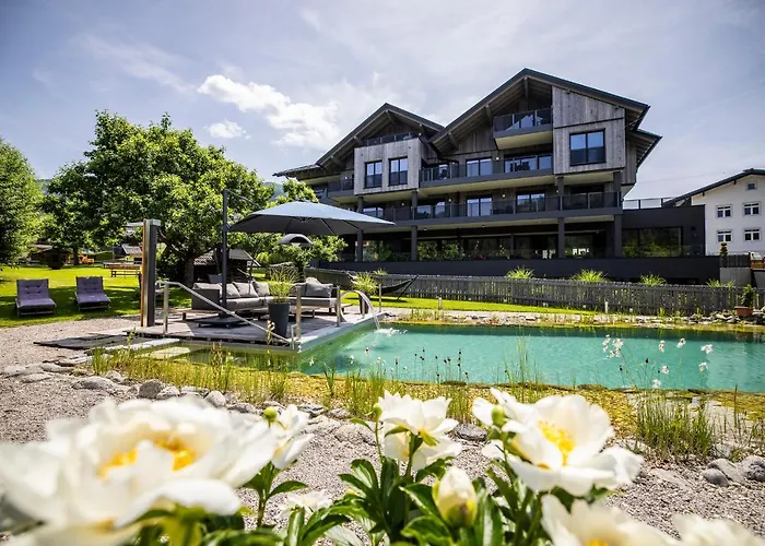 The Matthew - Copper Lodge