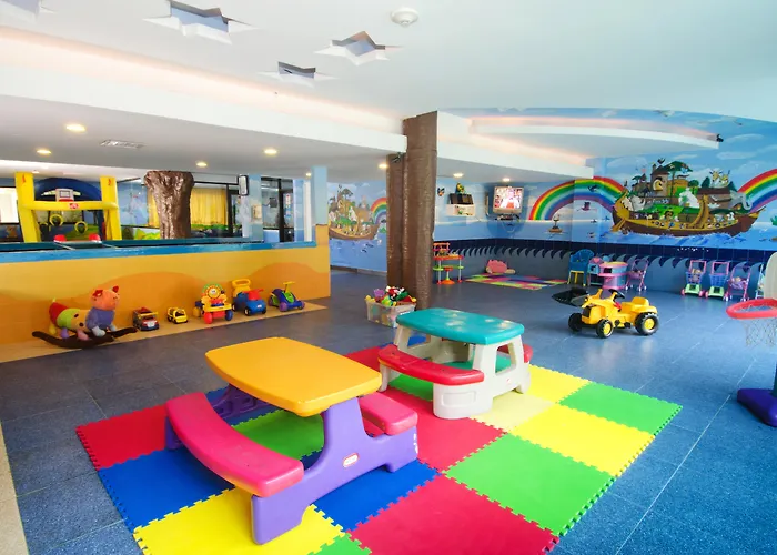 Crown Paradise Club Cancun