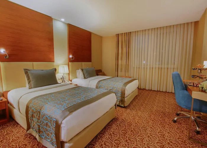 New Park Hotel