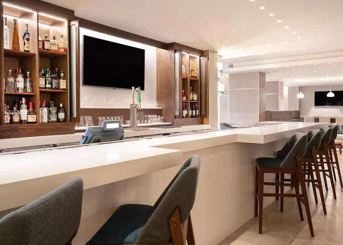 Holiday Inn Los Angeles - Lax Airport By Ihg