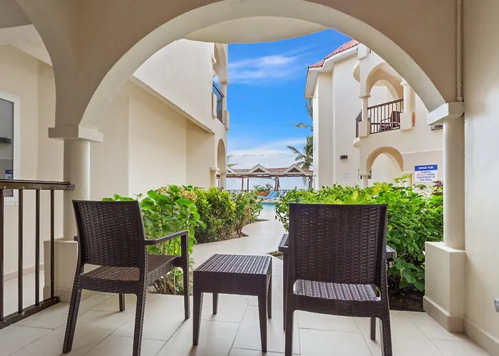 Sunbreeze Suites