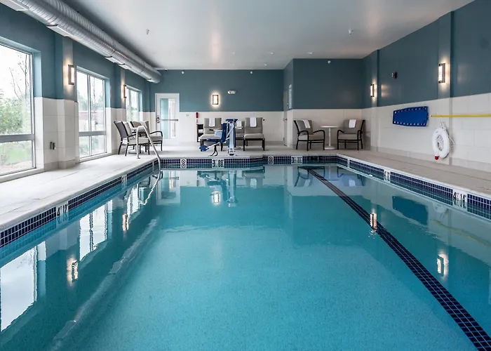 Holiday Inn Express & Suites Allen Park By Ihg