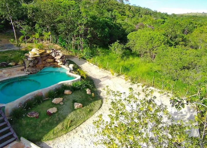 Chalé defronte Lagoa na Serra do Cipó próximo a Cachoeira Grande, Cachoeira do Pedrão e Cachoeira Véu da Noiva