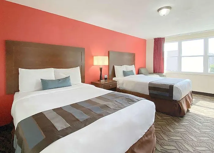 Super 8 By Wyndham Greensburg