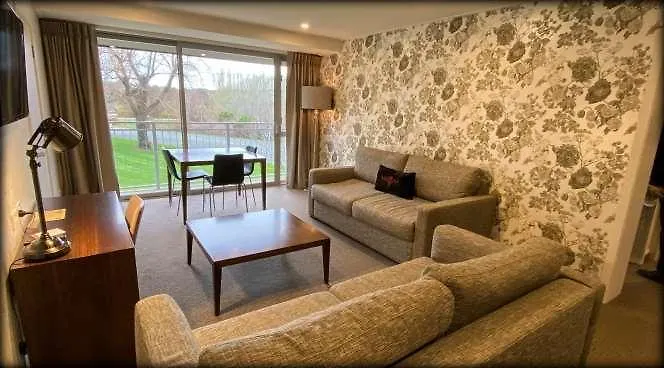 Croydon Lodge Hotel