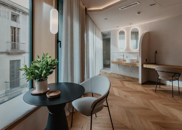 Hotel Petit Luxe