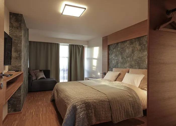 Par Pokoju Microhotel