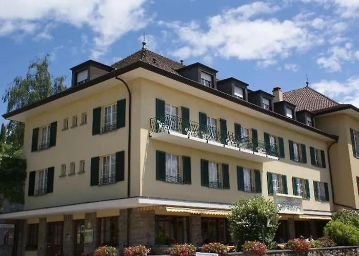 Chatonneyre Hotel & Restaurant