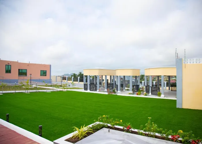Bella Ella Hotel & Event Center