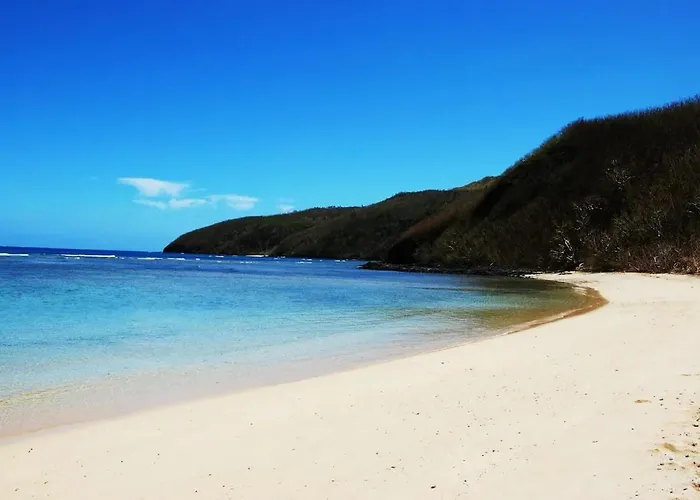 White Sandy Beach-Best Manta Snorkeling