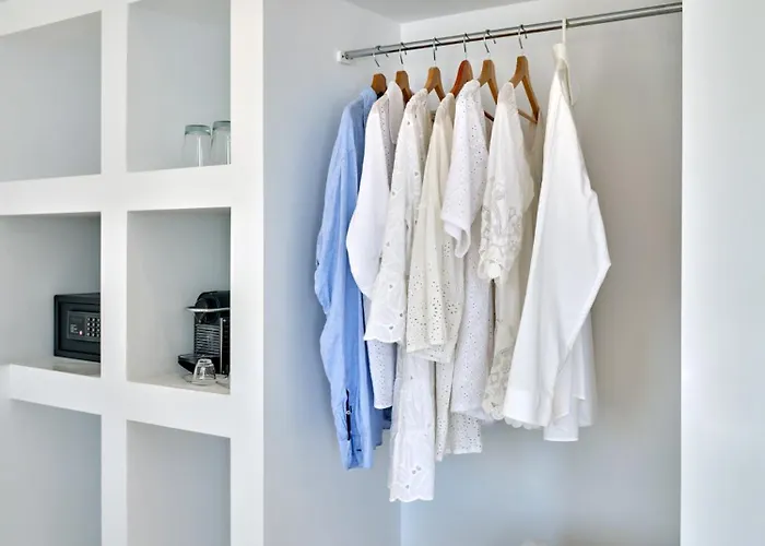 Kanale'S Rooms & Suites