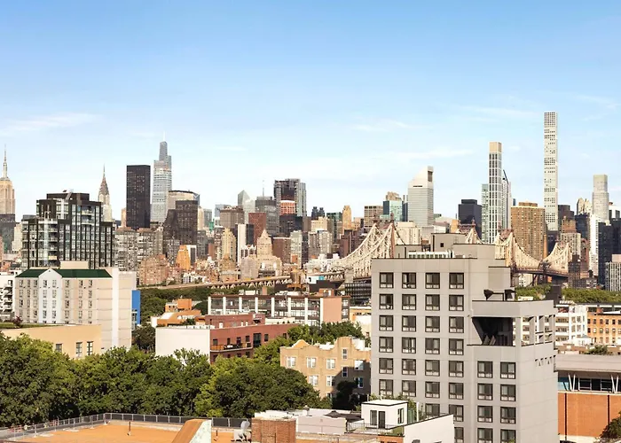 Home2 Suites Long Island City/Manhattan View