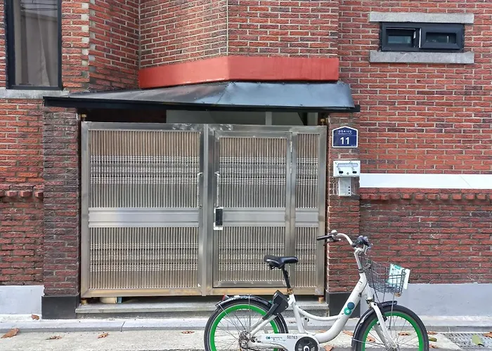 Woodland Apartment - For Foreigners Only Seoul