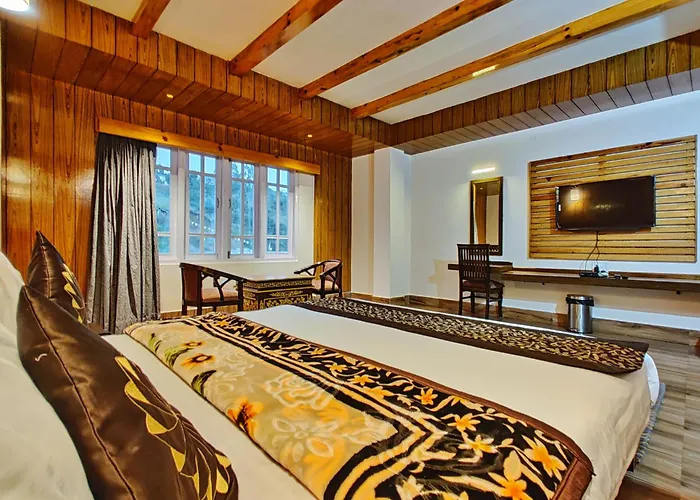 Hotel Vajra