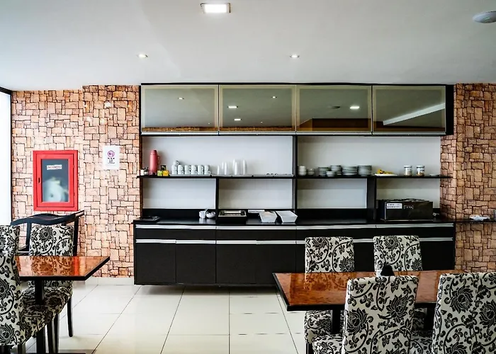 Dom Quixote São Gonçalo Hotel
