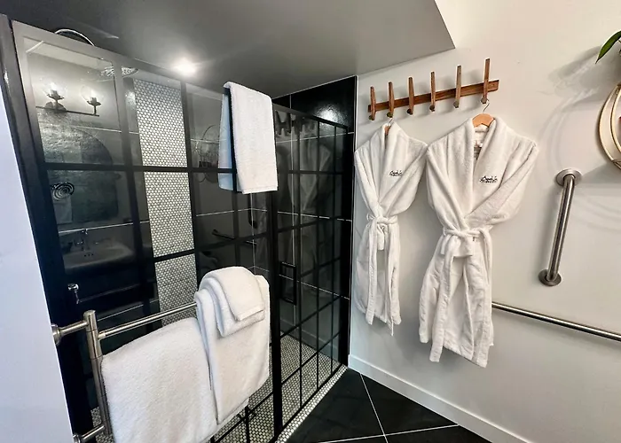 Bespoke Inn Flagstaff