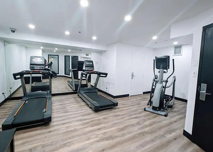 Prestige Hudson Bay Lodge & Conference Centre, Worldhotels