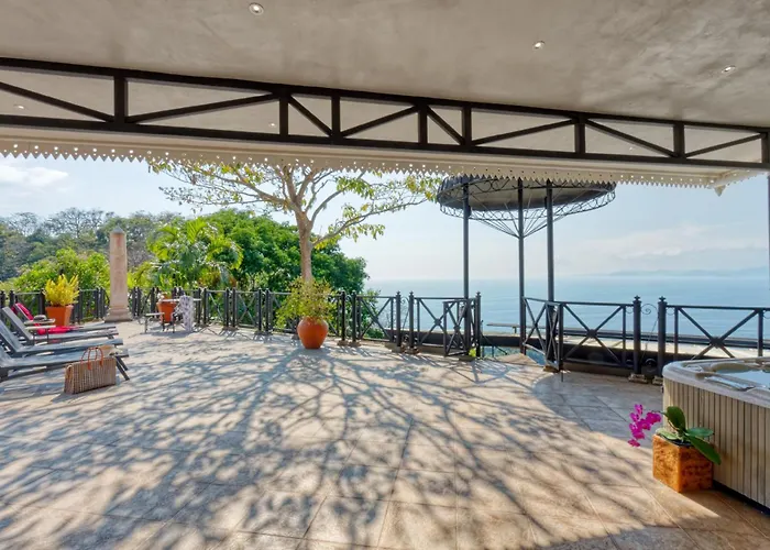 Hotel Villa Caletas