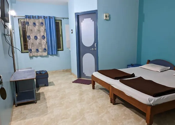 Hotel Ekvira Dham Mahur Gadh