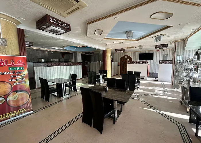 Safari Hotel