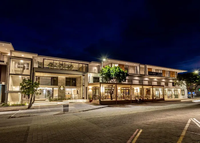 Plett Quarter Hotel - Lion Roars Hotels & Lodges