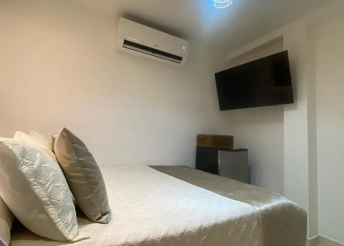 Maidy Luxury Hotel